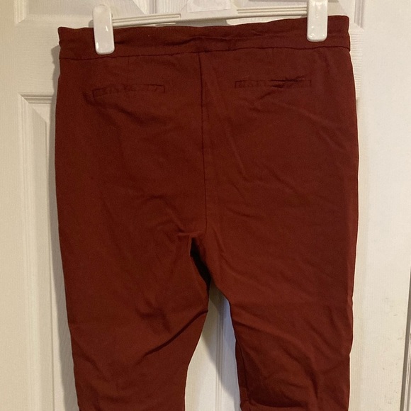 Chico’s Women’s Slacks Pants Maroon w/ Lace trim Sz. 16R - Picture 3 of 7